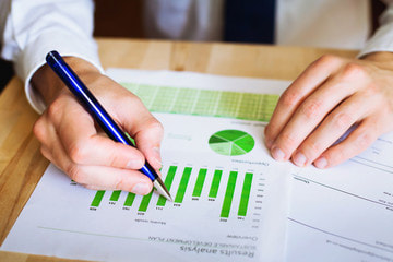 enablegreen-esg-reporting-research-data-analysis-jobs-financial-report-analysis